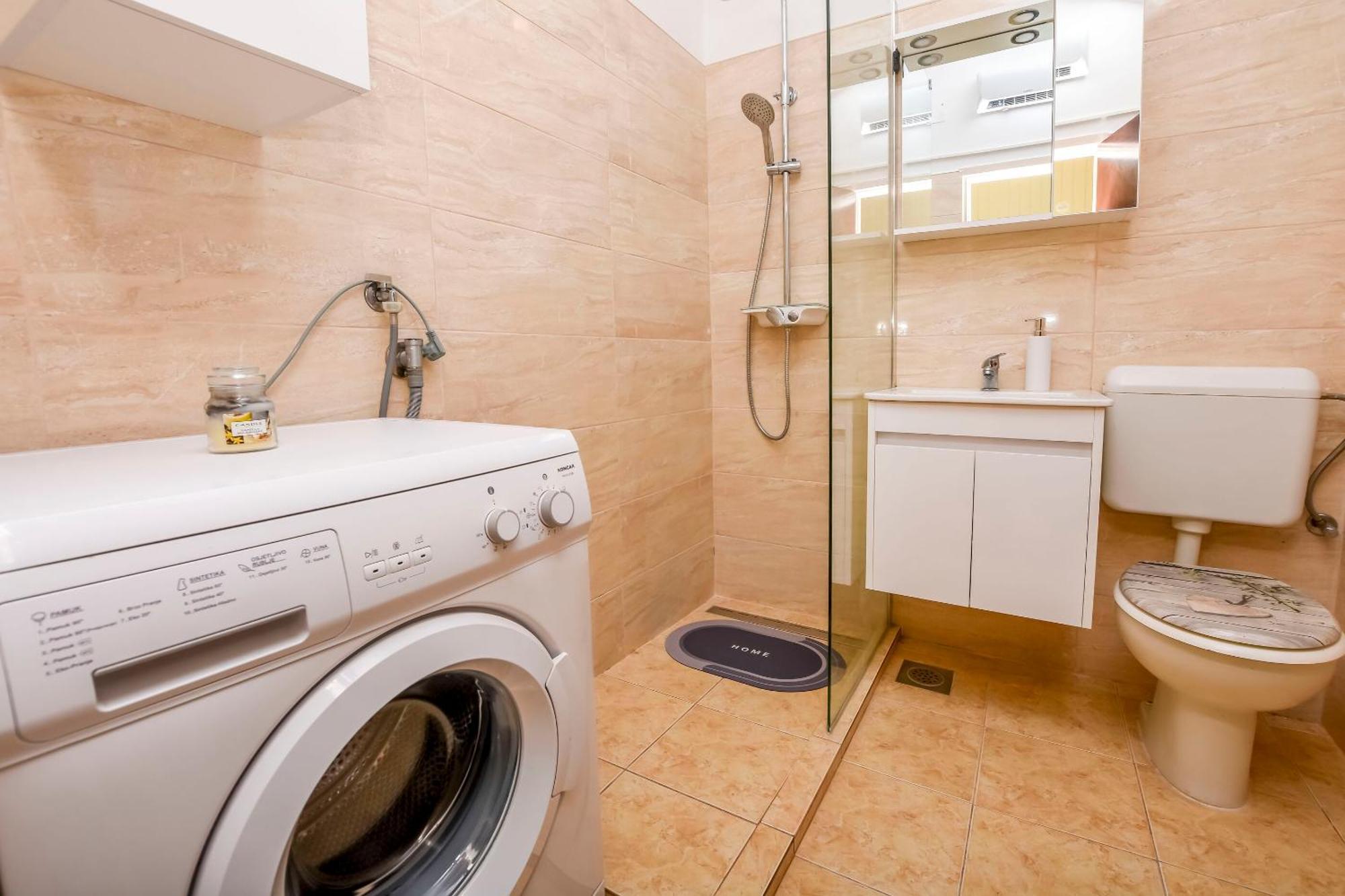 Apartments Zivana โรกอซนิซา ภายนอก รูปภาพ